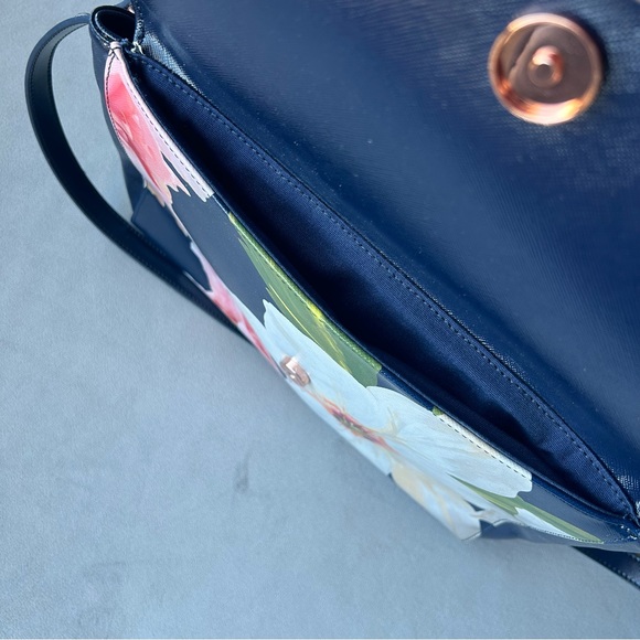 Ted Baker ~ Peobe Chatsworth Bloom in Blue ~ Faux Leather Satchel - Picture 8 of 17